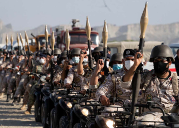 ইরানি সেনাবাহিনীতে সর্বোচ্চ সতর্কতা জারি