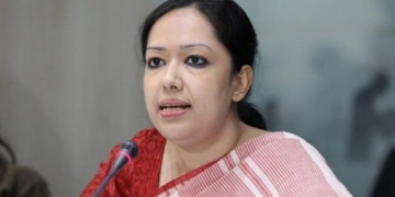 যে আমাকে ভয় দেখানোর দুঃসাহস করে তাকে আমি আস্ত রাখি না : রুমিন ফারহানা