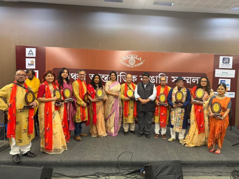 কলকাতায় প্রশংসিত  সম্প্রীতি কনসার্ট  ইউকে ‘র  পরিবেশনা