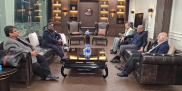 পাকিস্তানকে ভারতের বিপক্ষে খেলতে অনুরোধ করল আবেগাপ্লুত বিসিবি সভাপতি আমিনুল