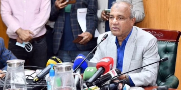 ১৮ কোটি লোকের আইনশৃঙ্খলা রক্ষা করা ডিফিকাল্ট কাজ: স্বরাষ্ট্র উপদেষ্টা