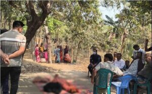 নওগাঁয় গৃহবধূকে পিটিয়ে হত্যা; আটক স্বামী