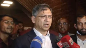 রাষ্ট্রপতির কাছেই বিরোধী দলের দু-একজন শপথ নিয়েছিলেন : সালাহউদ্দিন আহমদ