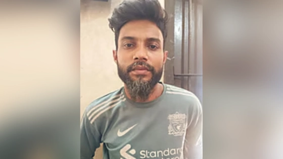 যাত্রী মনে করে পুলিশের মাইক্রোবাসে ডাকাতির চেষ্টা, পালাতে গিয়ে ধরা