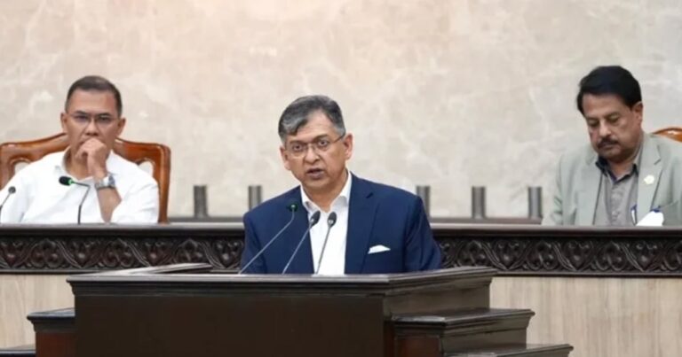 চেইন অব কমান্ড ভাঙলে পুলিশ সদস্যের বিরুদ্ধে ব্যবস্থা: স্বরাষ্ট্রমন্ত্রী