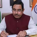 ভারতের নতুন শিক্ষামন্ত্রী প্রহ্লাদ যোশী