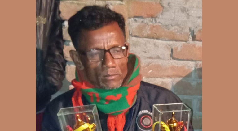পাবনায় আওয়ামী লীগ নেতাকে গলাকেটে হত্যা