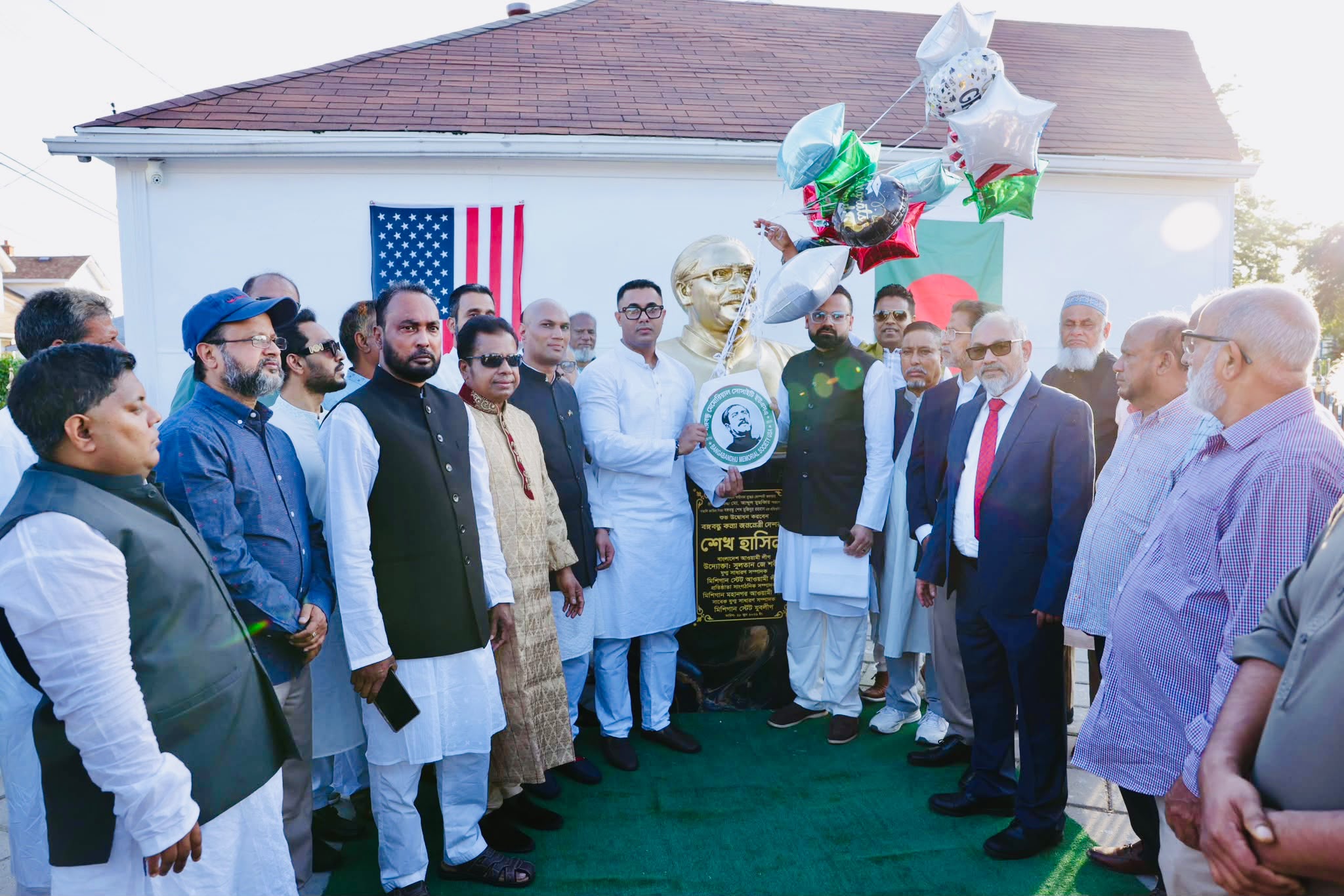 যুক্তরাষ্ট্রের মিশিগানে বঙ্গবন্ধুর  প্রতিকৃতি স্থাপন
