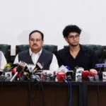 ককরোচদের বিরুদ্ধে সব এফআইআর প্রত্যাহারে রাজি সরকার