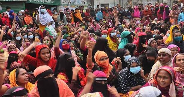 গ্যাস-বিদ্যুৎ সংকটে দুই বছরে বন্ধ পাঁচ শতাধিক কারখানা: হুমকিতে অর্থনীতি ও কর্মসংস্থান