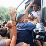 রাহুল-প্রিয়াঙ্কা গান্ধীসহ কংগ্রেস নেতাদের আটক করল দিল্লি পুলিশ