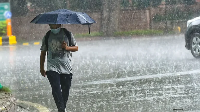 ৫ দিন দেশজুড়ে বৃষ্টির পূর্বাভাস, কোথাও কোথাও অতি ভারী বর্ষণের সম্ভাবনা