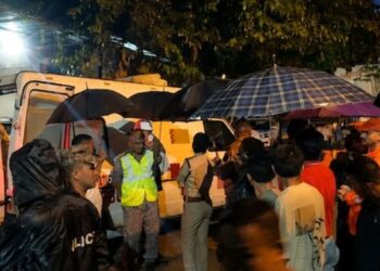 ভারতে টানেল ধসে নিহত ৯, আটকা আরও কয়েকজন
