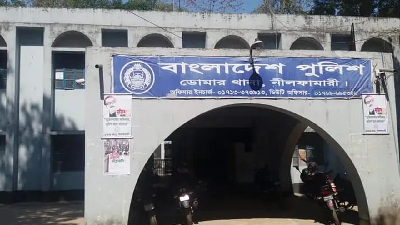 লোডশেডিংয়ে ক্ষোভ, বিদ্যুৎ অফিস পাহাড়ায় পুলিশ
