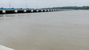 বিপৎসীমার ওপরে তিস্তার পানি