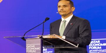 ইরানের সাথে আঞ্চলিক নিরাপত্তা কাঠামো গড়ার আহ্বান কাতারের প্রধানমন্ত্রীর