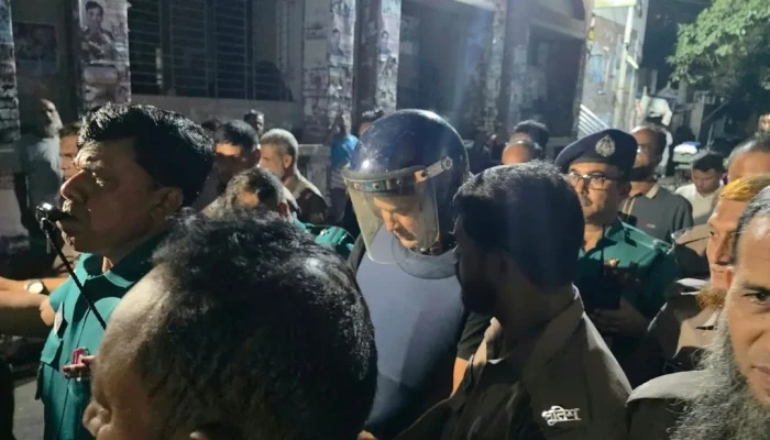 নতুন তথ্য: রাষ্ট্রদ্রোহ মামলায় ক্যান্টনমেন্ট থানার সাবেক ওসি ৫