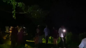রাতে বিকট শব্দে মসজিদের ইমামের থাকার ঘরে বিস্ফোরণ, স্থানীয়দের মাঝে আতঙ্ক