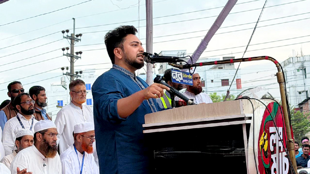 তেল ও গ্যাস-সংকট নিরসন না করলে ক্ষমতায় থাকতে পারবেন না: নাহিদ
