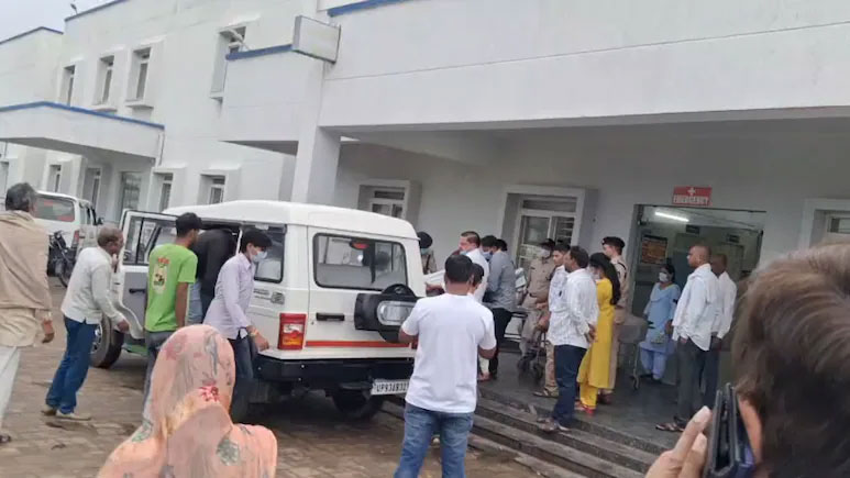 ভারতে বিষাক্ত মদ পানে অন্তত ১২ জনের মৃত্যু, রাজ্যজুড়ে সতর্কতা