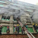 গাজীপুরে পোশাক কারখানার আগুন, ছাদে আটকা ৭০ জনকে উদ্ধার