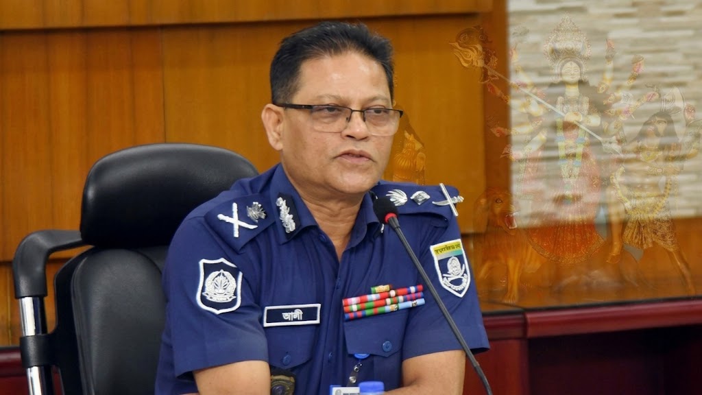 ক্রসফায়ারেও পিছপা না হওয়ার কড়া বার্তা আইজিপির