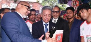বাংলা কিউআর লেনদেনে কোনো ফি লাগবে না: অর্থমন্ত্রী